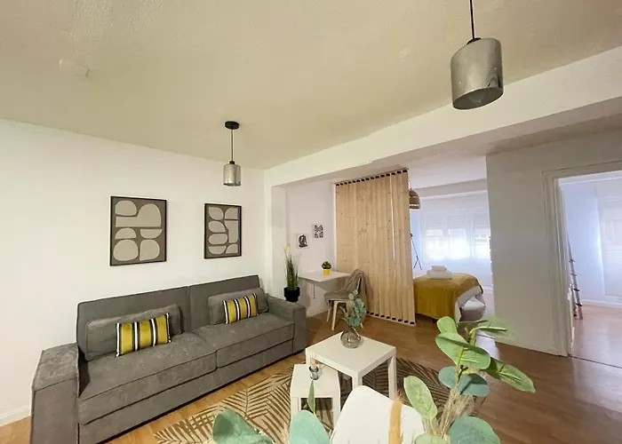 Pelayo Playa Y Centro *