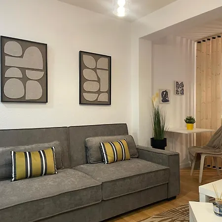 Pelayo Playa Y Centro * Χιχόν